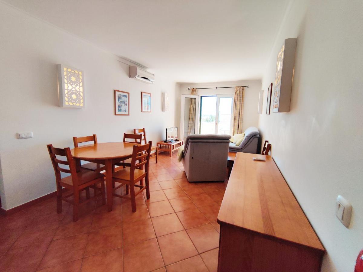 Nora Velha Apartment ตาวิรา ภายนอก รูปภาพ