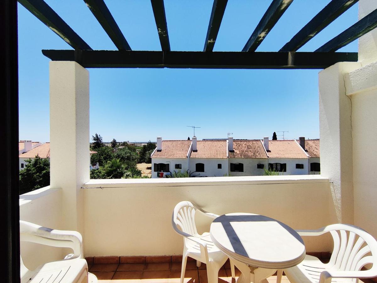 Nora Velha Apartment ตาวิรา ภายนอก รูปภาพ